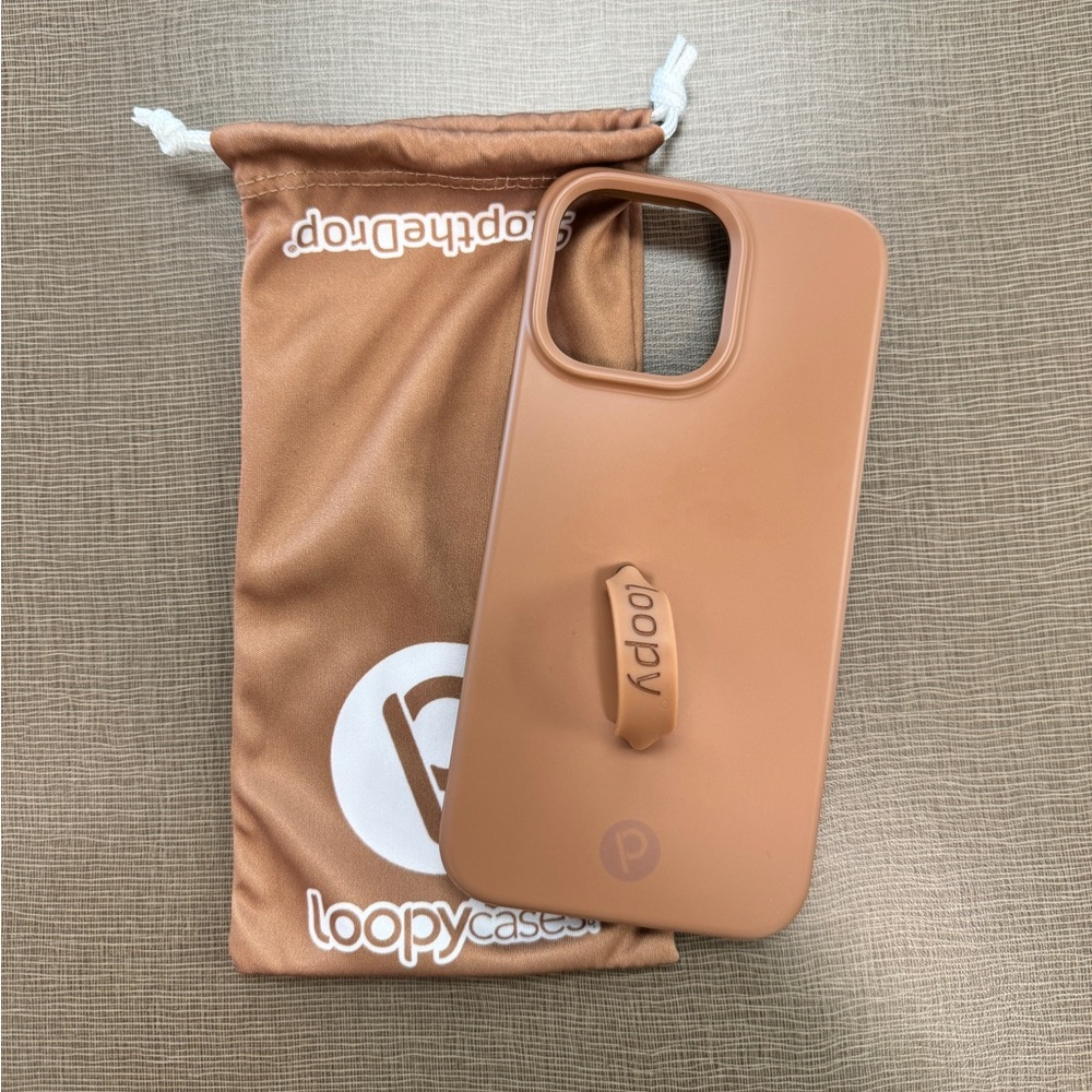 Brown iPhone 15 Pro Max Loopy Case 🤎